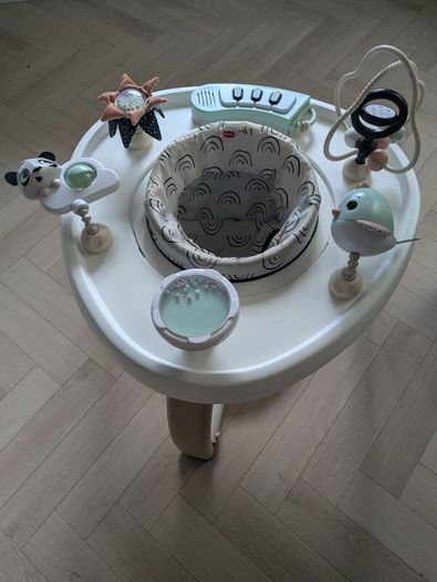 Tiny Love 5-in-1 Here I Grow Activity Center