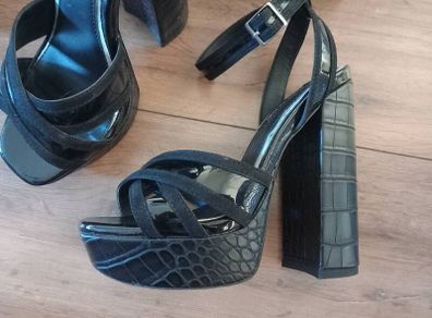 Brand New River Island Black Platform Sandals Size UK 36