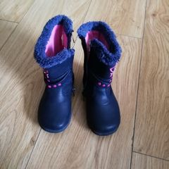 Girls shoes