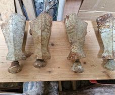 4 x art deco cast iron bath feet