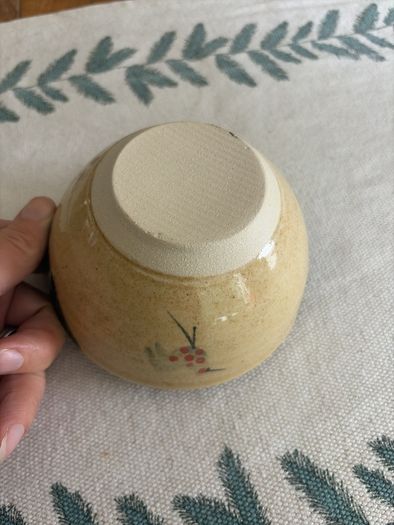 mucros pottery sugar bowl