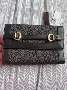DKNY wallet