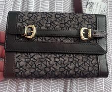 DKNY wallet