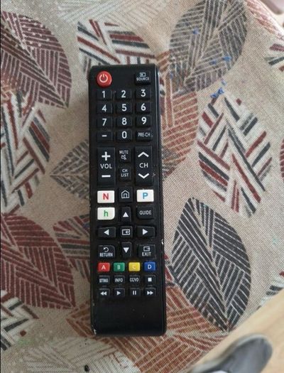 Samsung 32" TV - Smart TV