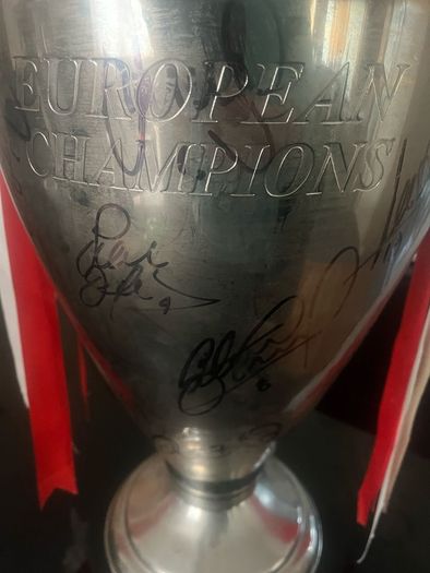 Liverpool signed champions league trophy