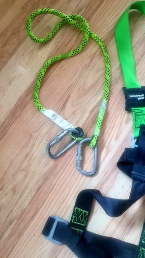 Honeywell Miller H-Design 1 Point Harness Mating Buckles - Size 2.  Plus Lanyard LIKE NEW