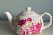 Nina Campbell by Roy Kirkham pink Roses tea pot