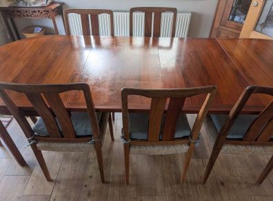 Solid Wood Extendable Dining Table & 8 Chairs