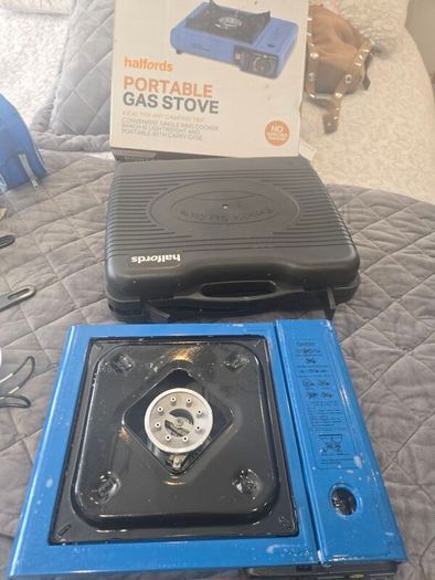 camping stove and pots kettle