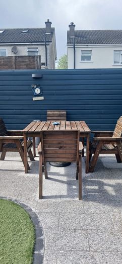 Solid wooden table and chairs. Good quality wood with nice and wide chairs for comfort. One lat missing on one chair