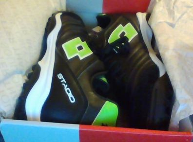 Lotto  stadio 300 II tf astro turf size 9.5
