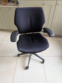 Humanscale Freedom Task chair