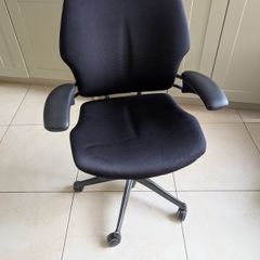 Humanscale Freedom Task chair