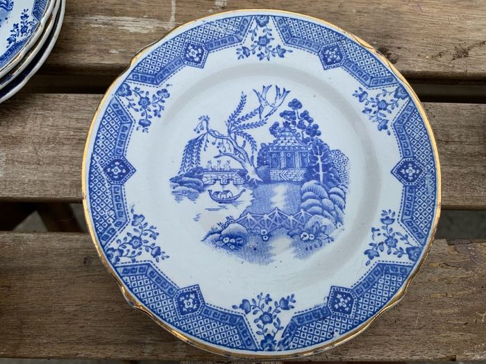 Antique child's Shellware tea set