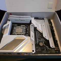 Rog Strix Z690-A Gaming WiFi D4 Motherboard Bundle with Intel i7-12700KF CPU and 32GB DDR4 3600MHz RAM (Corsair Vengeance RBG PRO SL)