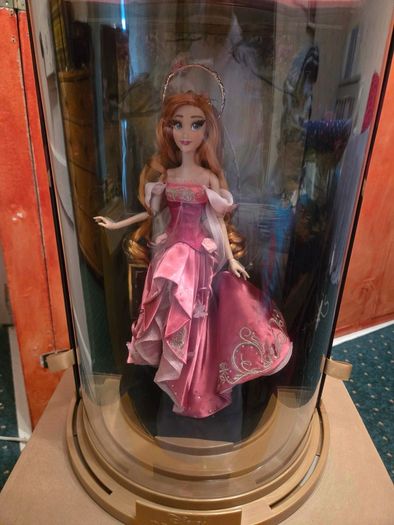 Disney limited edition doll Giselle designer