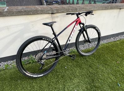 trek