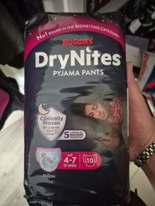 Huggies dry nights nappies