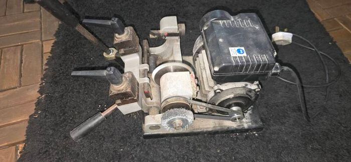 key cutting machine