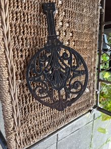 Trivet