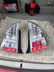 Prius 30 taillights