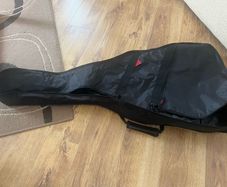 Water-Resistant Acoustic Guitar Bag (NEW)