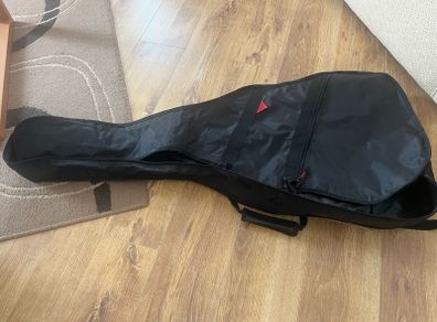 Water-Resistant Acoustic Guitar Bag (NEW)