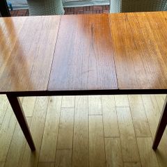 Mid-Century Extendable Table