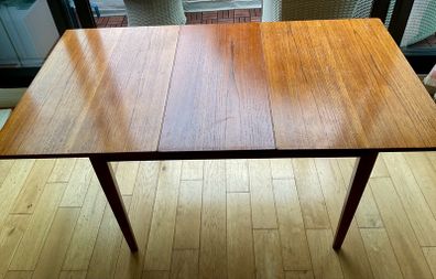 Mid-Century Extendable Table