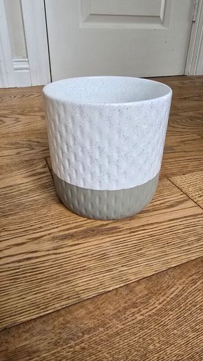 Plant pot