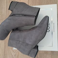 Quiz Grey Ankle Boots