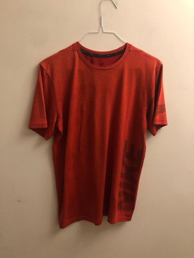 Nike T-shirt (medium)