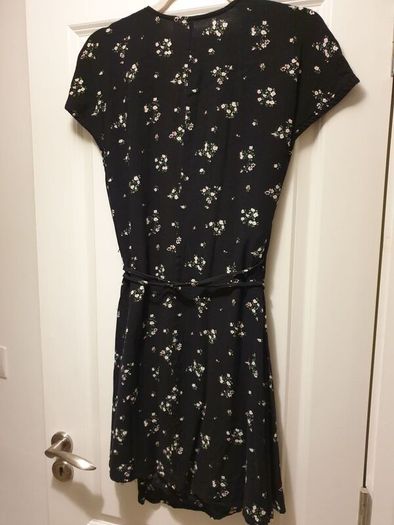 H&M Floral Wrap Dress (S)