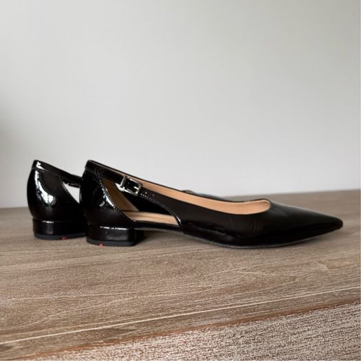 Lloyd black patent leather pumps