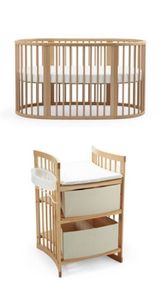 Stokke sleepi cot and changing table