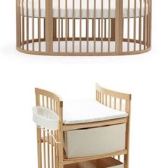Stokke sleepi cot and changing table