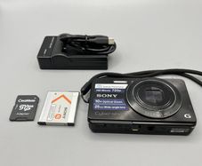 Sony Cyber-Shot DSC-W690 G 16.1MP Digital Camera - Black - Full Kit