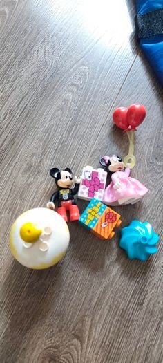 large selection of duplo