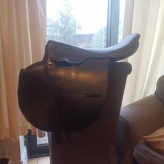 Berney bros racing saddle