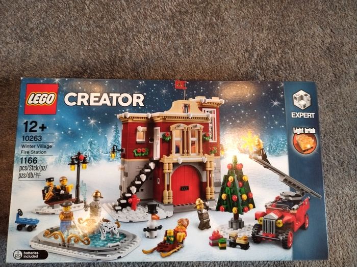 LEGO Winter Village Fire station 10263