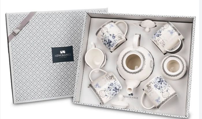 Newgrange bone china tea set
