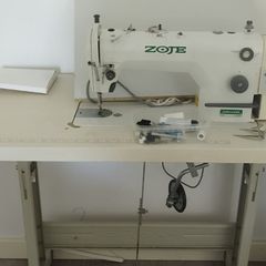 ZOJE Industrial Sewing Machine with Table & Stnd