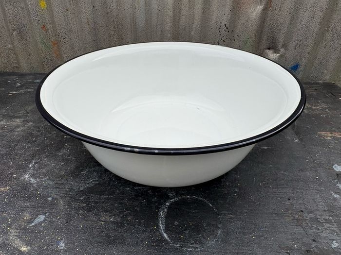 large enamel bowl c1960
