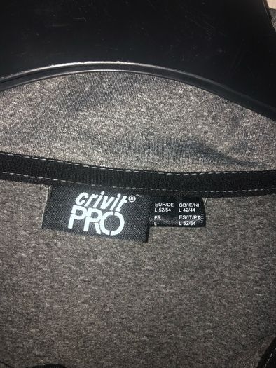 Grey sports top (large)