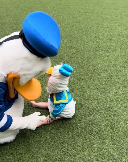 Disney Donald Duck baby / toddler costume