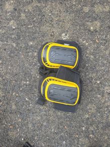 kneepads