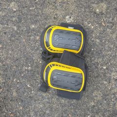 kneepads