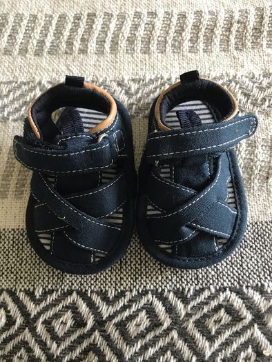 Newborn shoes