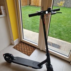Mi Electric Scooter Pro