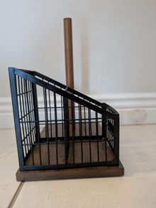 Kitchen roll holder